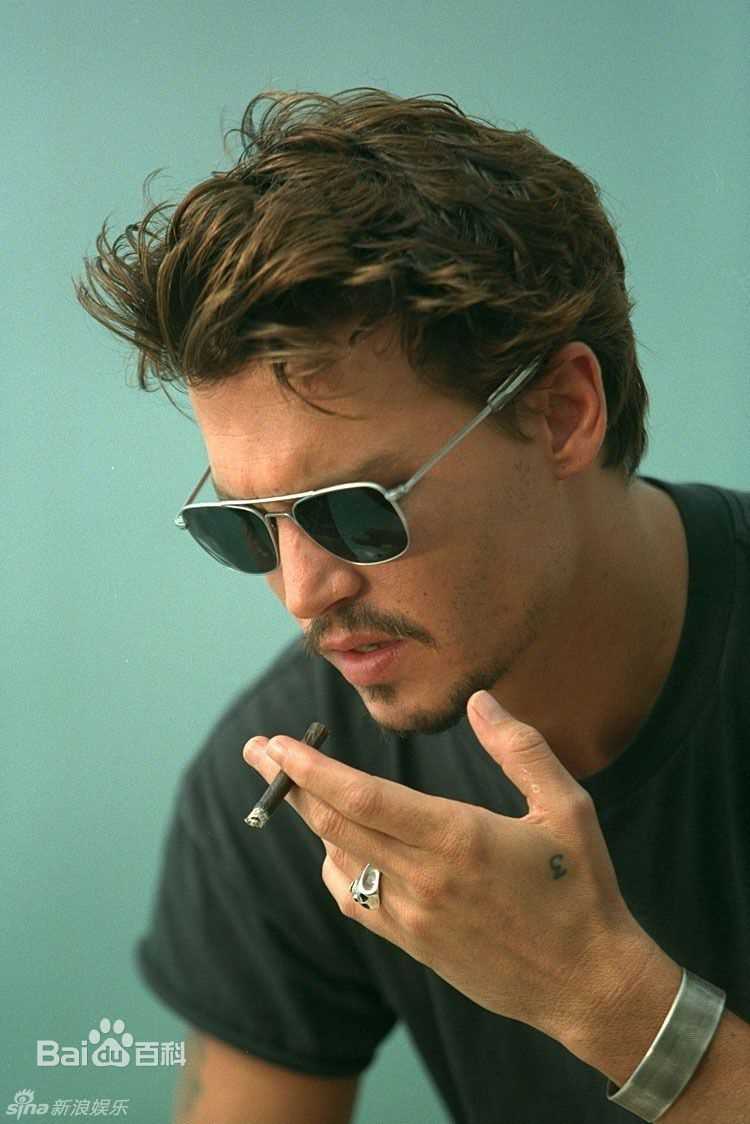 最全约翰尼·德普(Johnny Depp)精彩图册