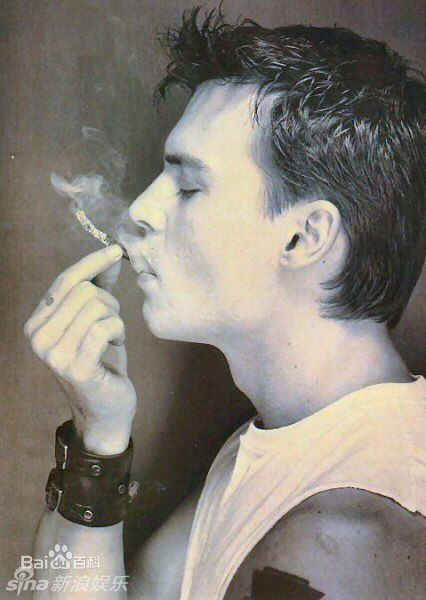 最全约翰尼·德普(Johnny Depp)精彩图册