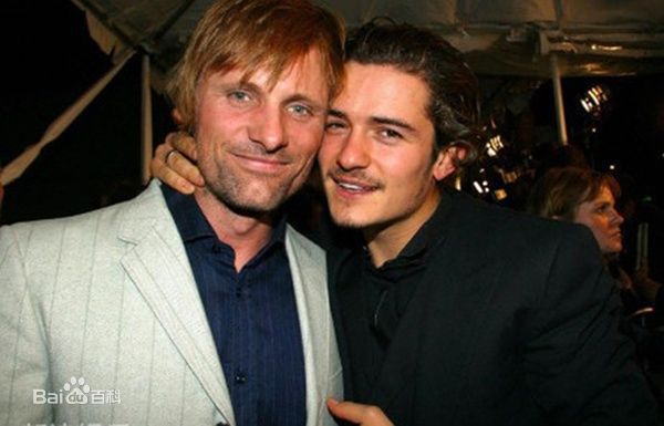 奥兰多·布鲁姆(Orlando Jonathan Blanchard Bloom)奥兰多幕后图册