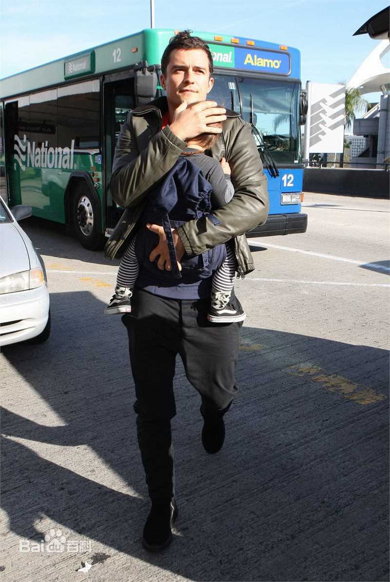 最新奥兰多·布鲁姆(Orlando Jonathan Blanchard Bloom)精彩图册