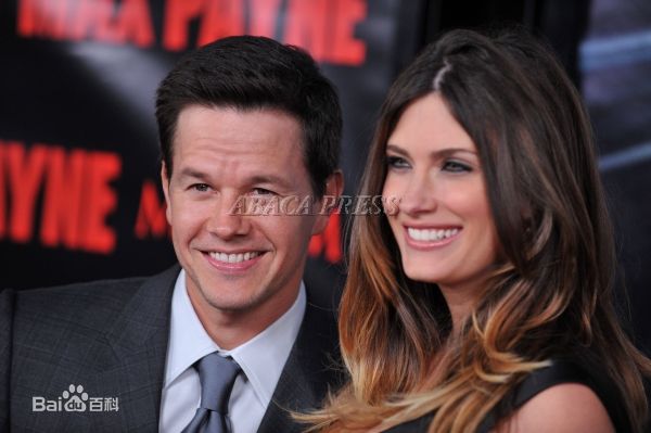 马克·沃尔伯格(Mark Wahlberg)及家人壁纸壁纸