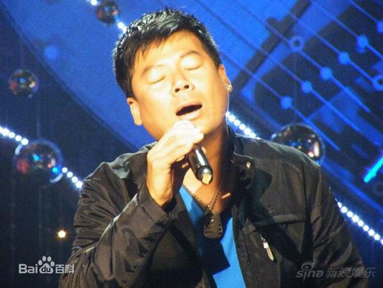 巫启贤(ERIC MOO)舞台上的图片图集