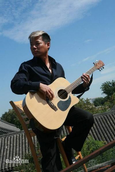 巫启贤(ERIC MOO)舞台上的图片图集