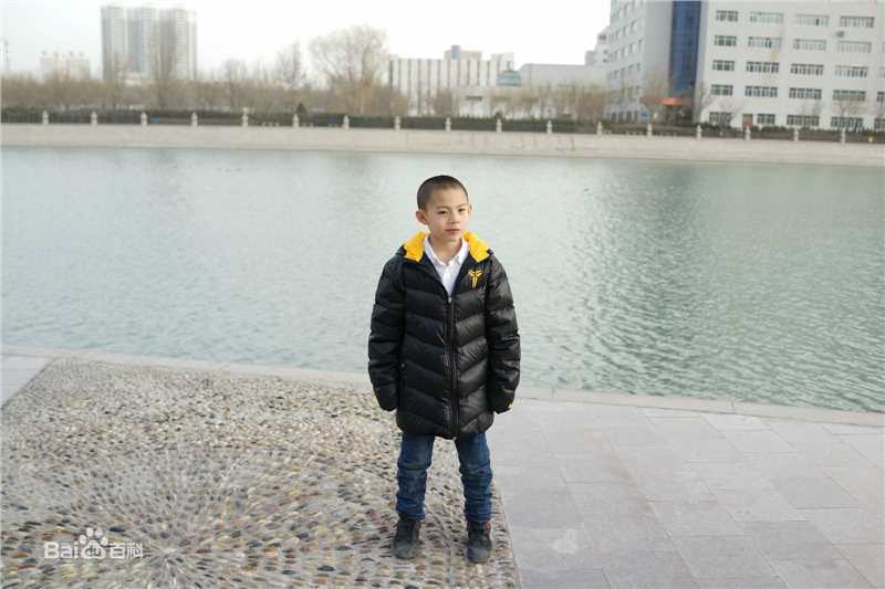 李思瑶 （法号：释小松）释小松★生活照图片图集