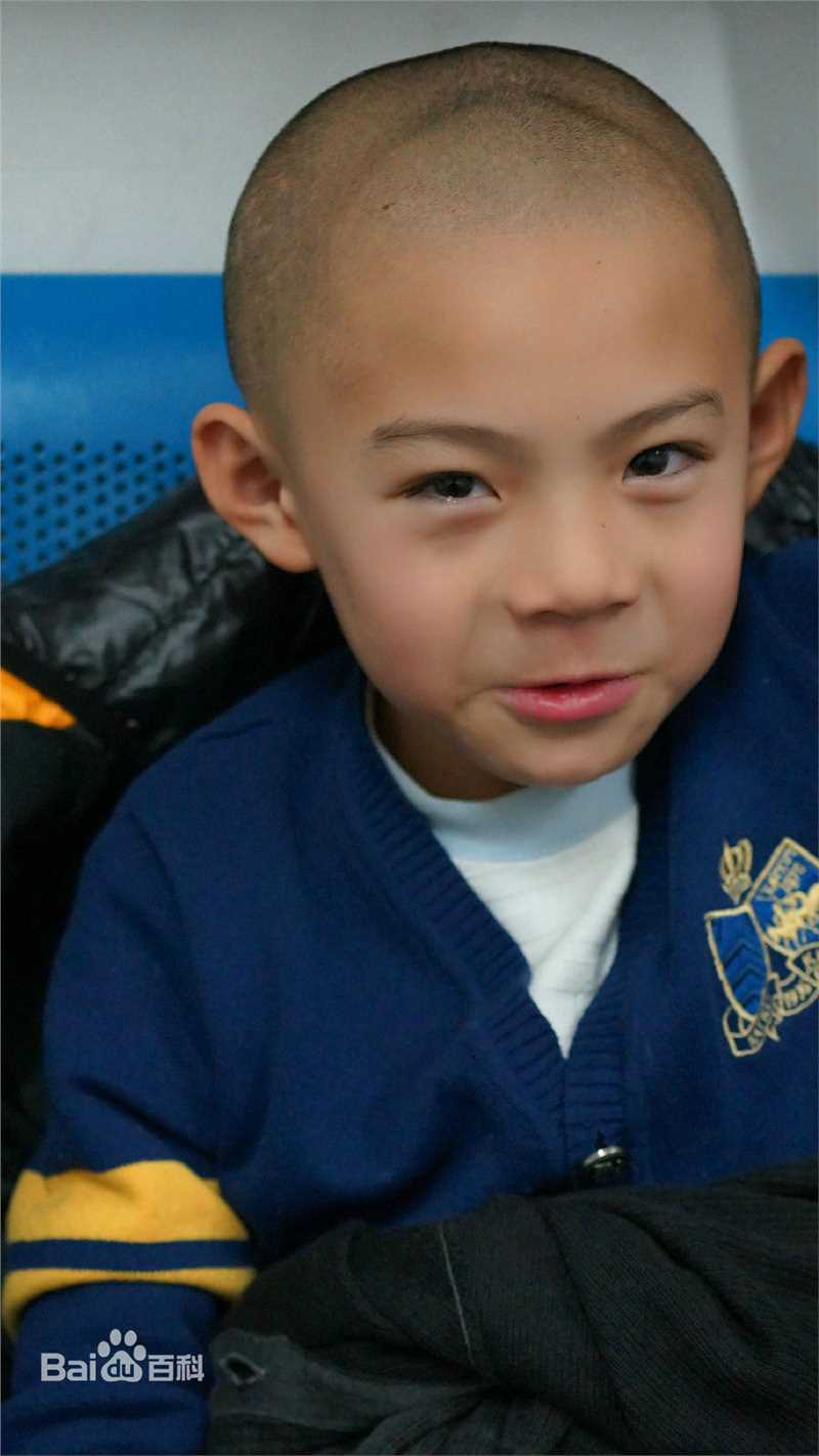 李思瑶 （法号：释小松）释小松★生活照图片图集