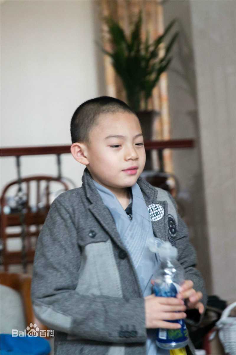 李思瑶 （法号：释小松）释小松★生活照图片图集