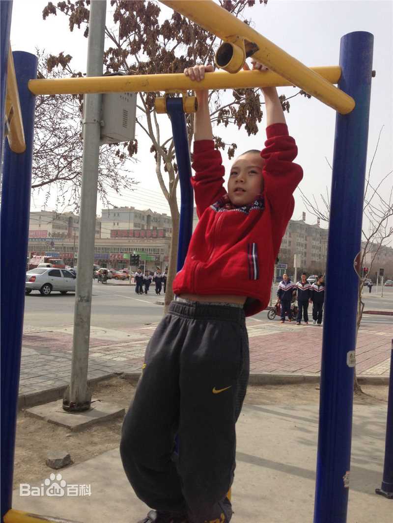 李思瑶 （法号：释小松）释小松★生活照图片图集