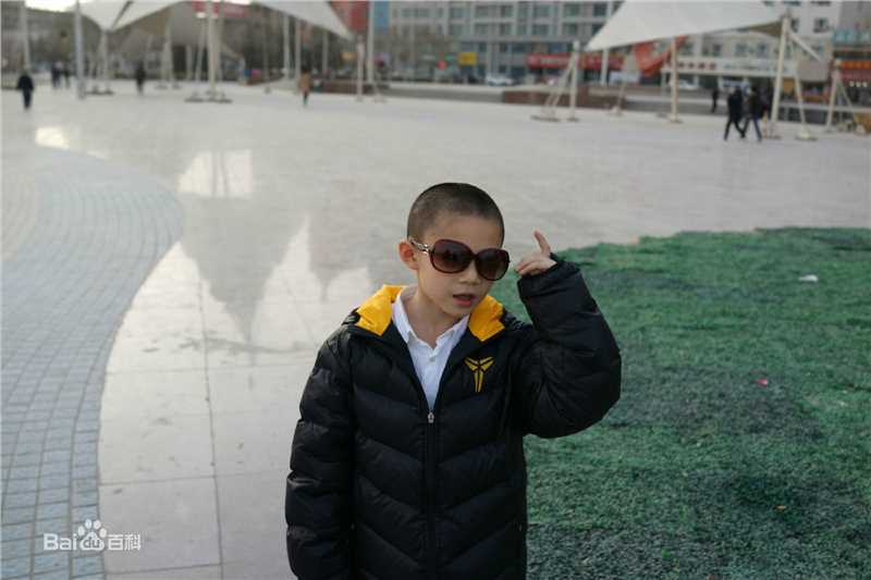 李思瑶 （法号：释小松）释小松★生活照图片图集