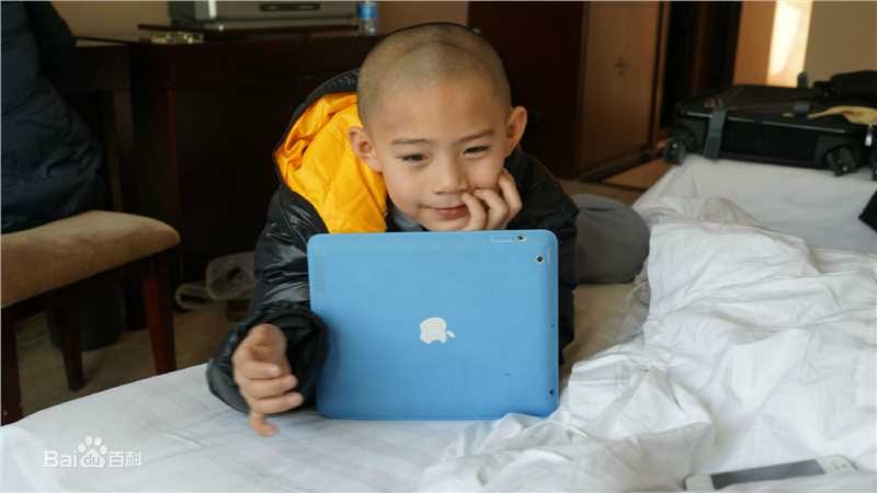 李思瑶 （法号：释小松）释小松★生活照图片图集