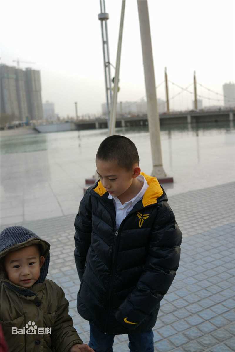 李思瑶 （法号：释小松）释小松★生活照图片图集