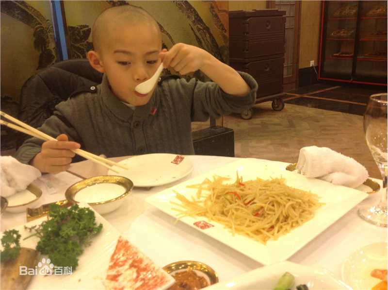 李思瑶 （法号：释小松）释小松★生活照图片图集