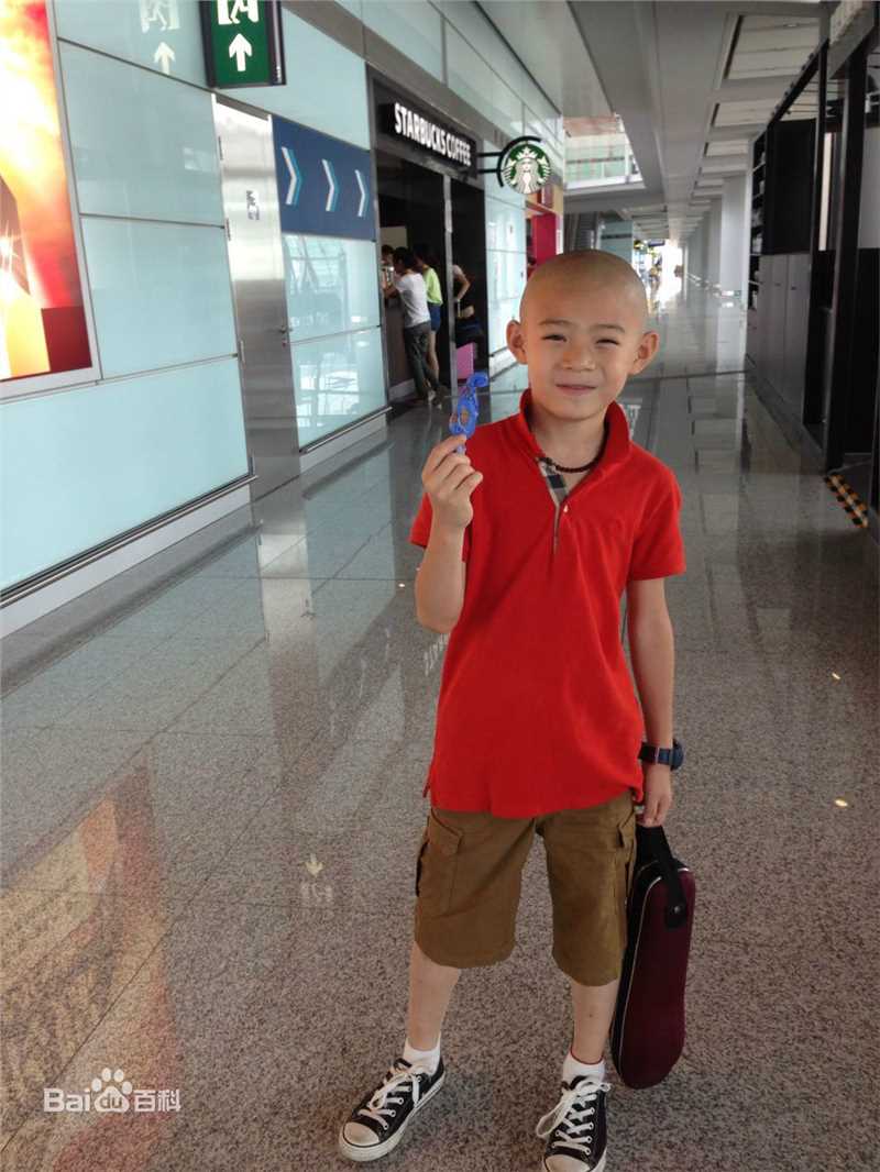 李思瑶 （法号：释小松）释小松★生活照图片图集