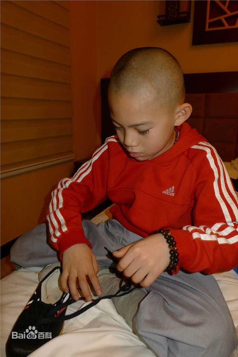 李思瑶 （法号：释小松）释小松★生活照图片图集