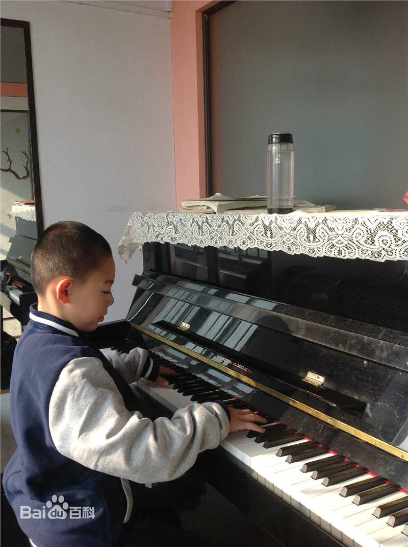 李思瑶 （法号：释小松）释小松★生活照图片图集