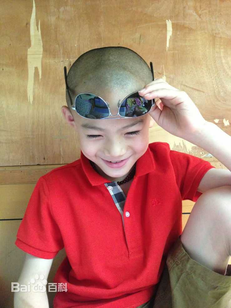 李思瑶 （法号：释小松）释小松★生活照图片图集