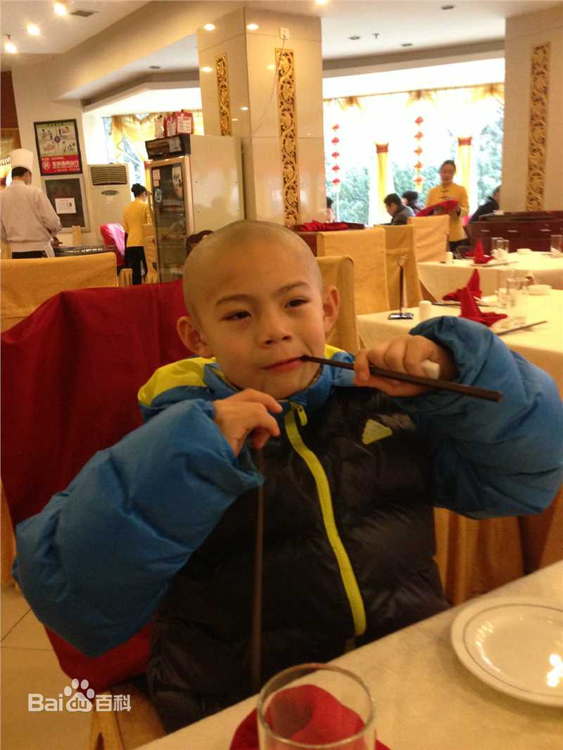 李思瑶 （法号：释小松）释小松★生活照图片图集