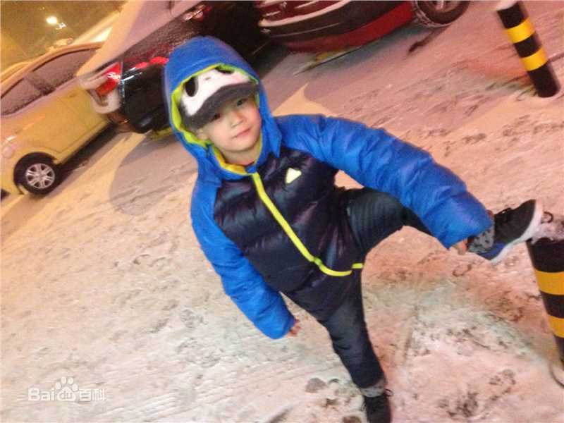 李思瑶 （法号：释小松）释小松★生活照图片图集