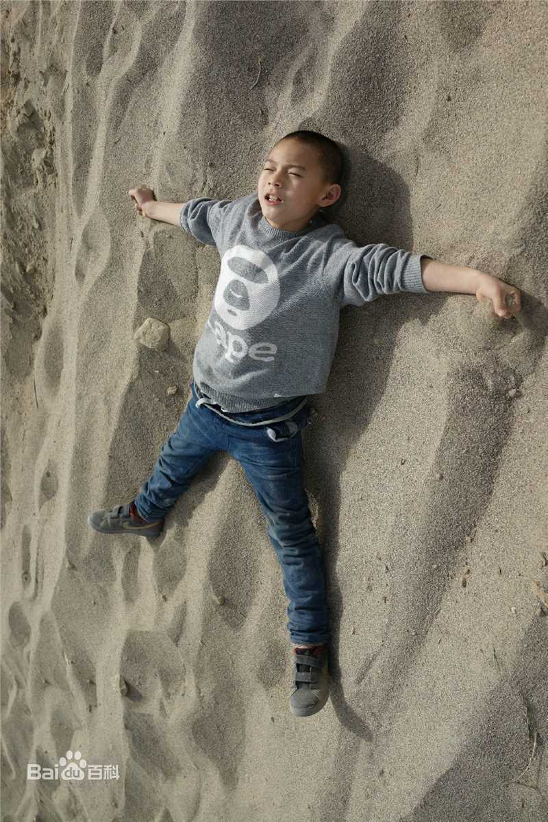 李思瑶 （法号：释小松）释小松★生活照图片图集