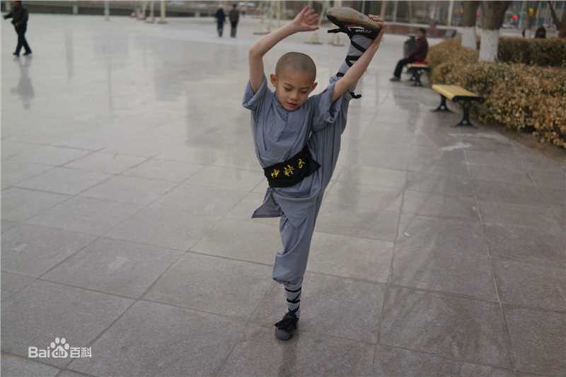 李思瑶 （法号：释小松）释小松★少林生活性感图片壁纸