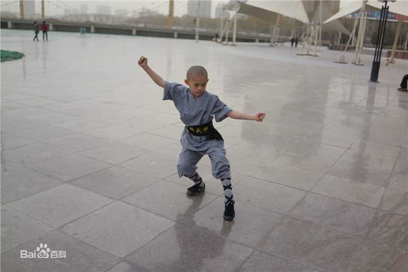 李思瑶 （法号：释小松）释小松★少林生活性感图片壁纸