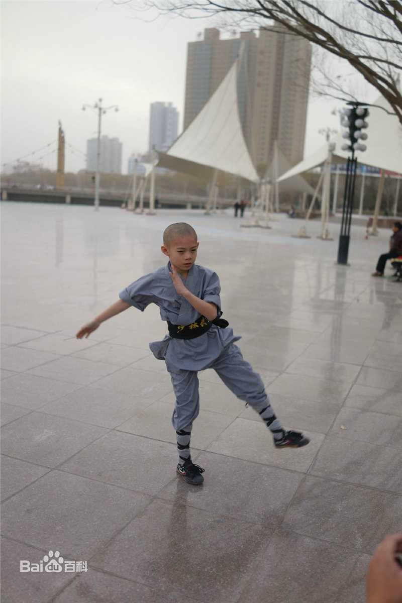 李思瑶 （法号：释小松）释小松★少林生活性感图片壁纸