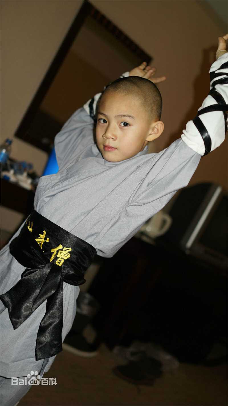 李思瑶 （法号：释小松）释小松★少林生活性感图片壁纸