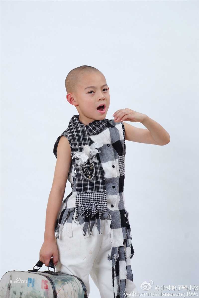 李思瑶 （法号：释小松）释小松★艺术照壁纸壁纸