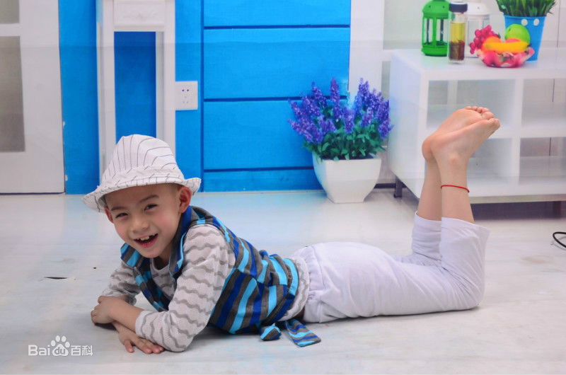 李思瑶 （法号：释小松）释小松★艺术照壁纸壁纸