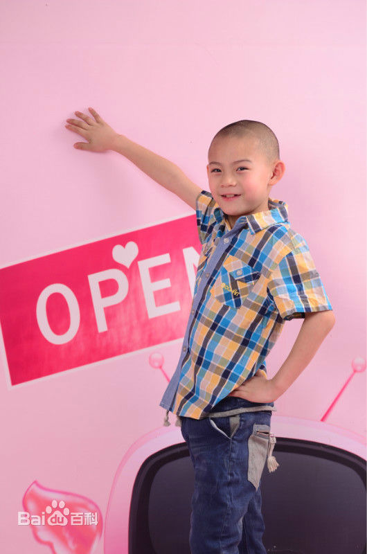 李思瑶 （法号：释小松）释小松★艺术照壁纸壁纸