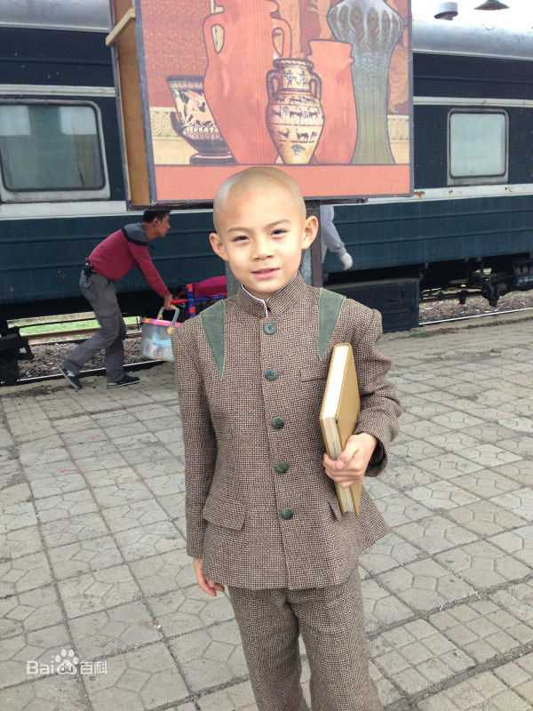 李思瑶 （法号：释小松）释小松★猛兽列车素颜照相册