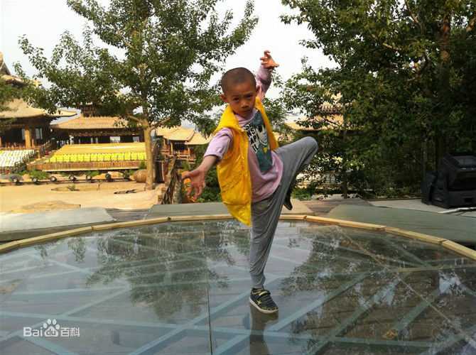 李思瑶 （法号：释小松）盗墓风云★小豹壁纸壁纸