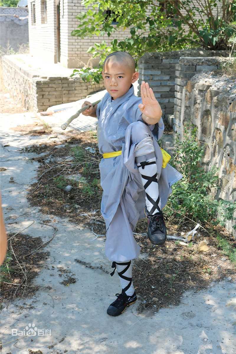 李思瑶 （法号：释小松）释小松2015生活照生活照相册