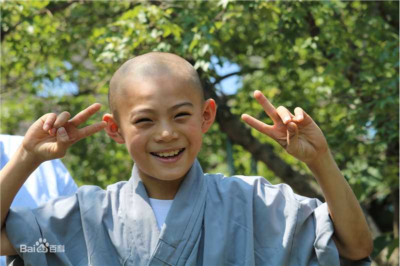 李思瑶 （法号：释小松）释小松2015生活照生活照相册