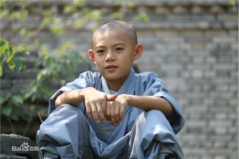 李思瑶 （法号：释小松）释小松2015生活照生活照相册