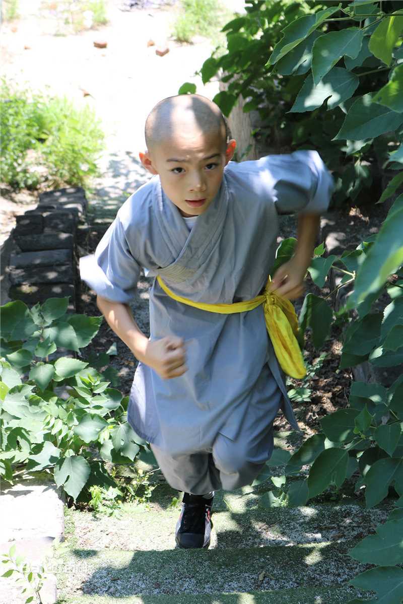 李思瑶 （法号：释小松）释小松2015生活照生活照相册