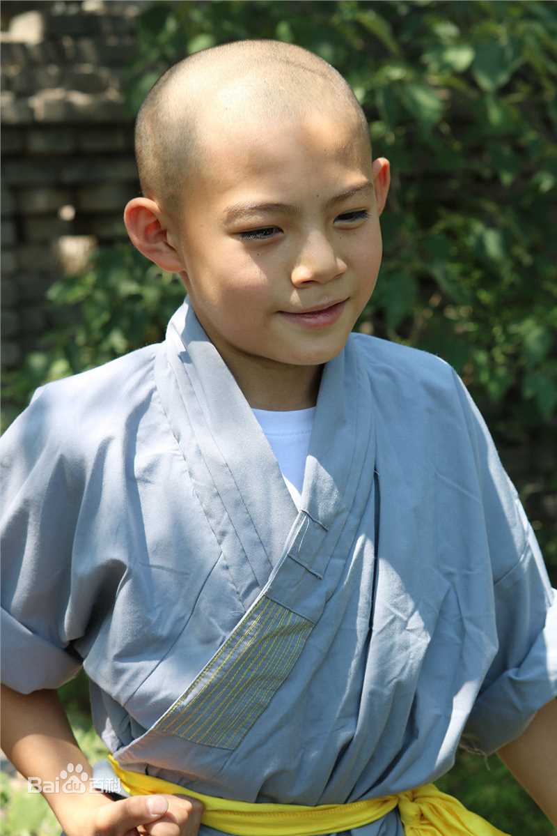 李思瑶 （法号：释小松）释小松2015生活照生活照相册