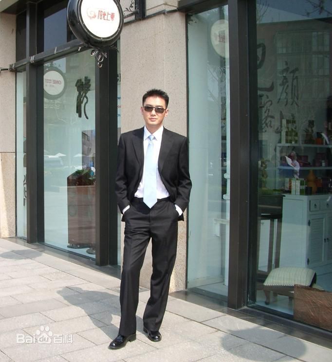 最优质巩峥精彩图册