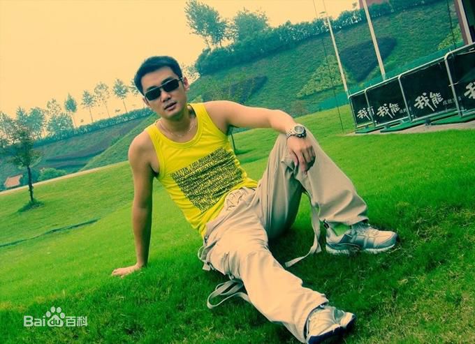 最优质巩峥精彩图册