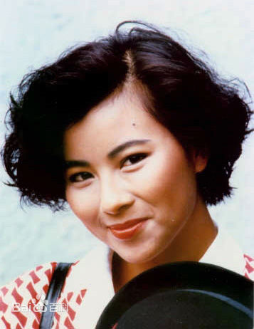 李美凤(Elizabeth Lee)高清杂志上的照片图集