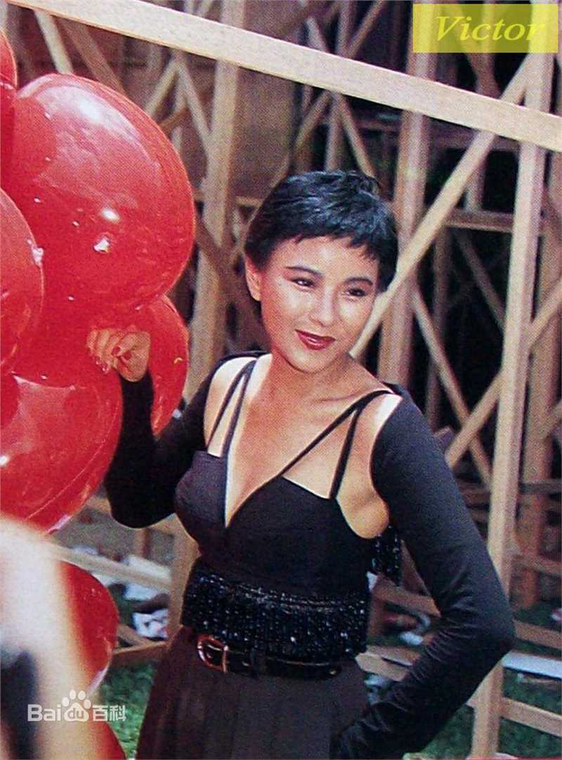 李美凤(Elizabeth Lee) 生活照前后照片