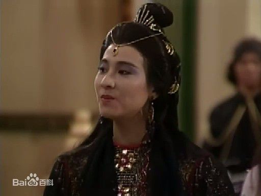 林漪娸(Yvonne Lam Yi Kei)车月国国王生活照