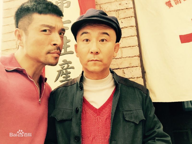 王伟光硬汉片场花絮图册