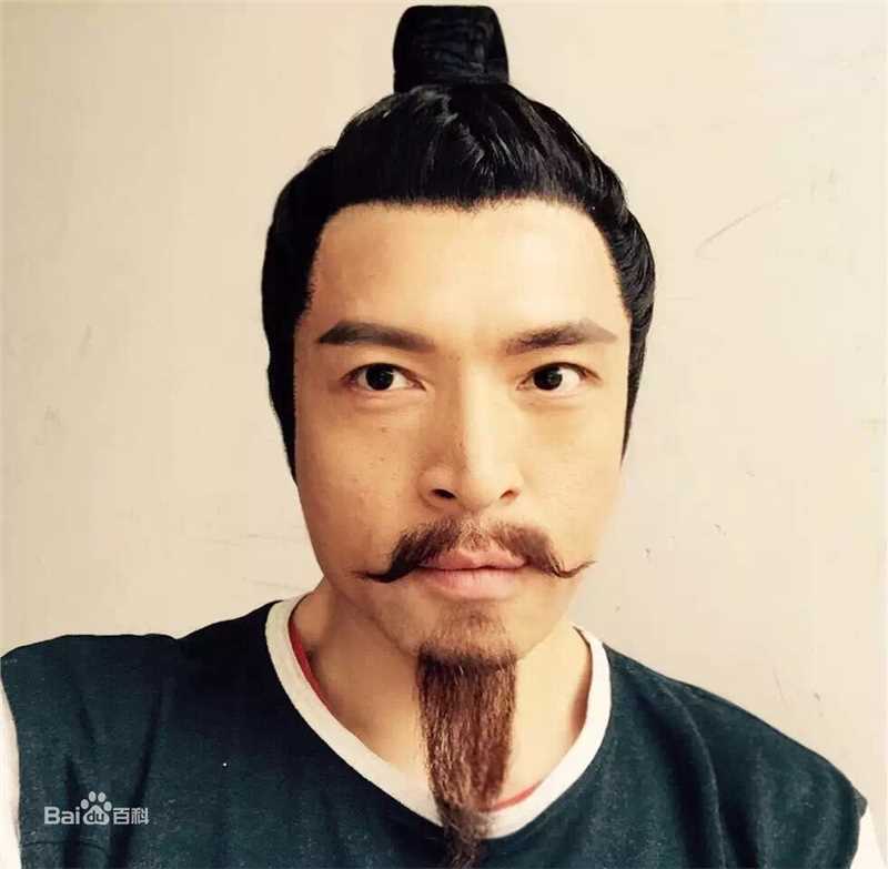 王伟光硬汉片场花絮图册