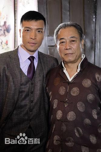 王伟光硬汉片场花絮图册