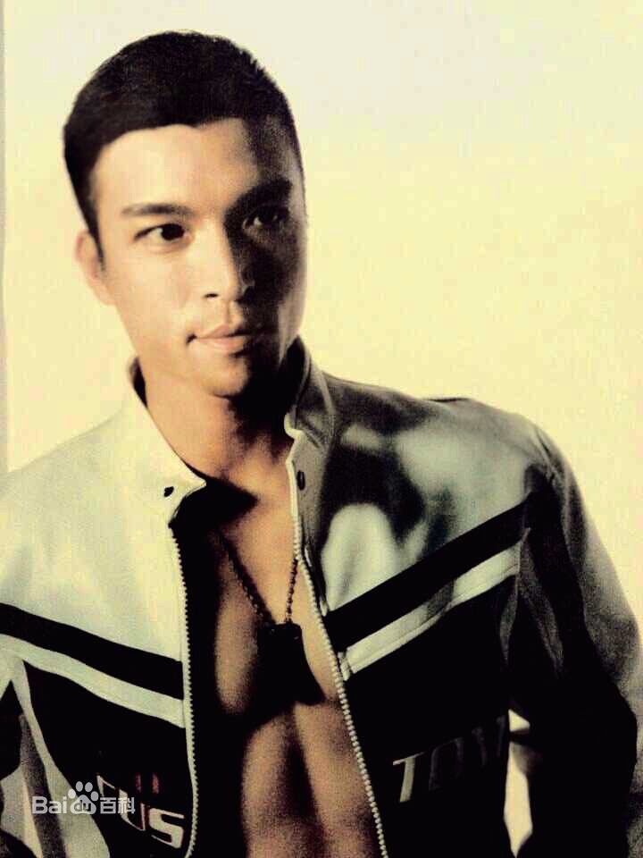 王伟光精选定妆照图册