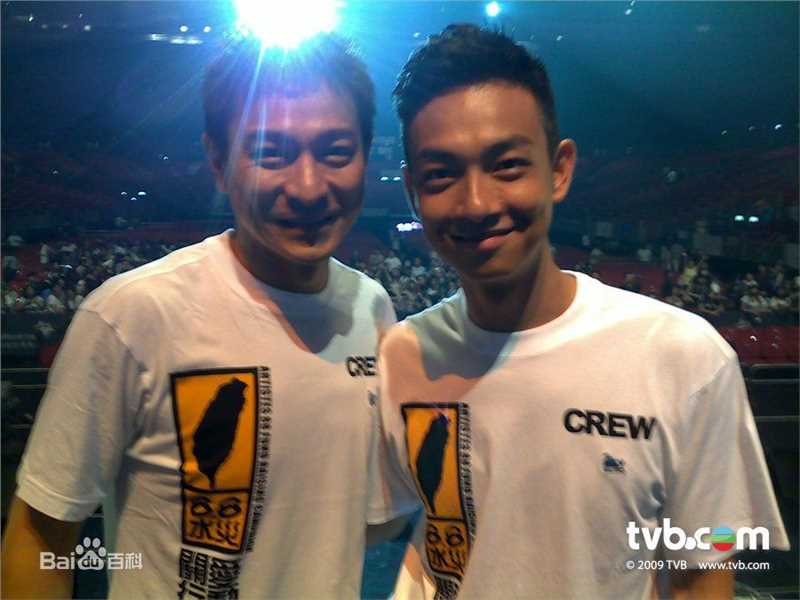 梁竞徽(Oscar Leung)梁烈唯素颜照相册