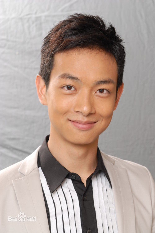 梁竞徽(Oscar Leung)人物造型图片图册