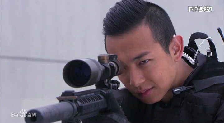 最全梁竞徽(Oscar Leung)在《飞虎》庄卓源中的壁纸