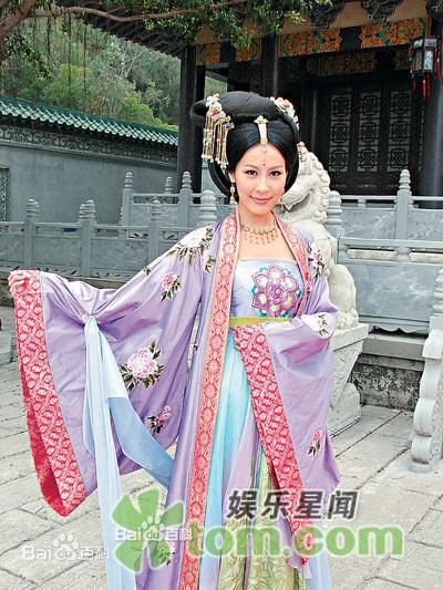 最全曹敏莉(Mandy Cho)在《宫心计》定妆照中的壁纸