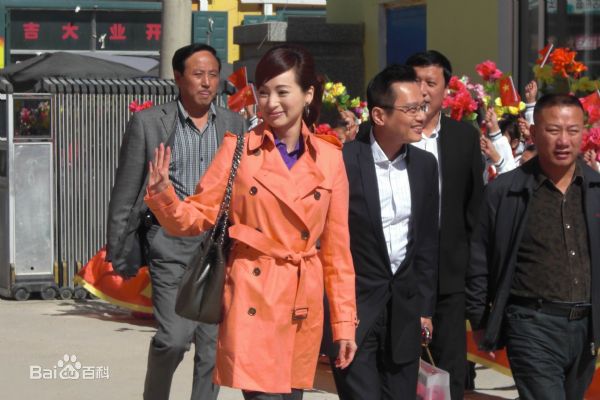 罗霖(Candy)出席活动图片图册